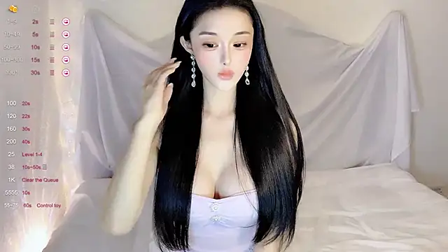 Snapshot of Irene--- chatting on 10.21.25 Irene--- online show from 10.21.25