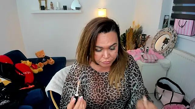 Aileen Stone online show from 02.16.25