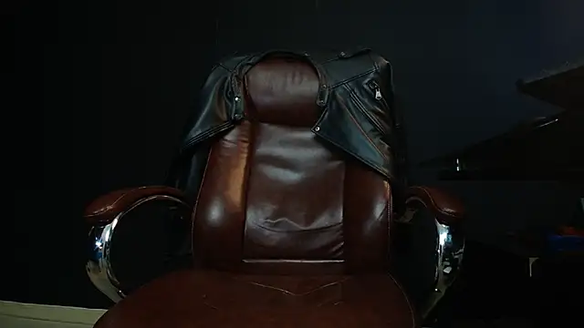 Snapshot of AxelColton chatting on 01.23.25 AxelColton online show from 01.23.25
