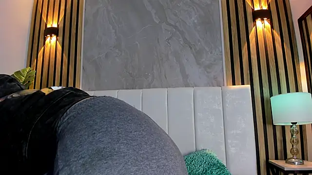 Samantha Good online show from 12.17.25