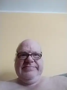 Snapshot of jk6t chatting on 02.09.26 jk6t online show from 02.09.26