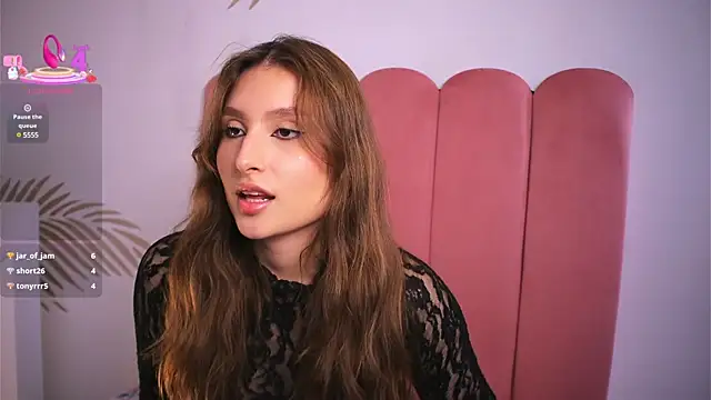 Daisha Riley online show from 03.12.25