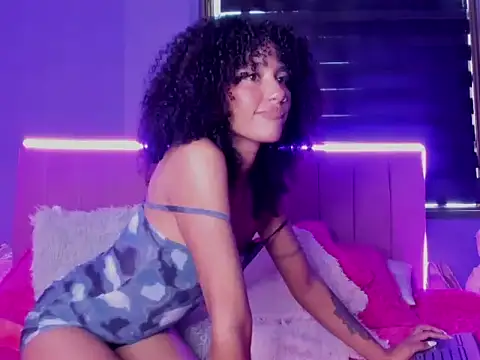 CintiaWalker online show from 11.23.25