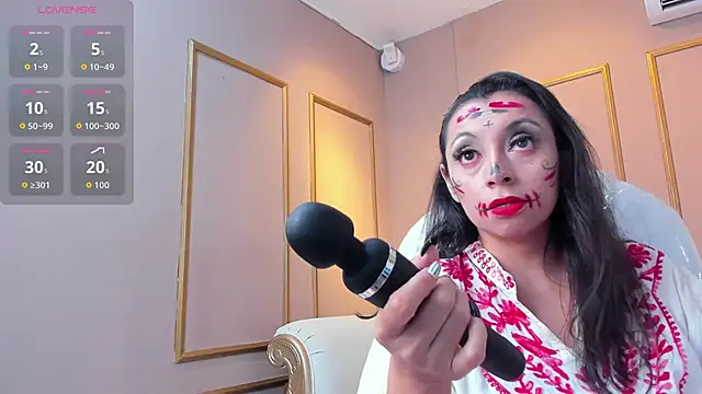 Snapshot of PerlaPreciosa chatting on 10.24.25 PerlaPreciosa online show from 10.24.25