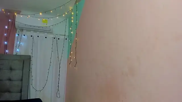 dani-lue online show from 01.26.25