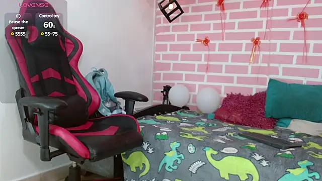 dani-lue online show from 02.15.25