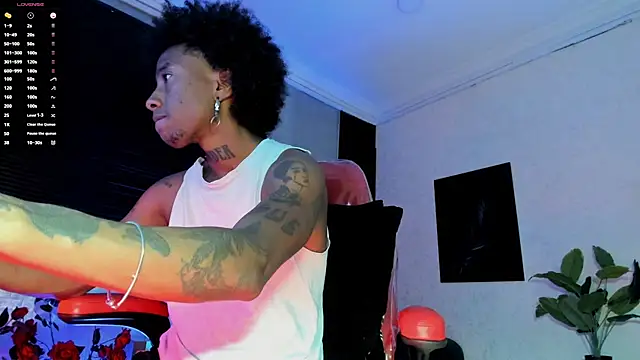 Snapshot of JhonyMiller_ chatting on 10.26.25 JhonyMiller online show from 10.26.25