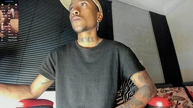 Snapshot of JhonyMiller_ chatting on 11.09.25 JhonyMiller online show from 11.09.25