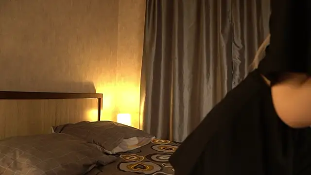 Snapshot of Hi_my_name_is chatting on 02.06.25 Hi my name is online show from 02.06.25