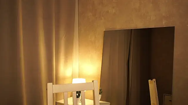 Snapshot of Hi_my_name_is chatting on 03.05.25 Hi my name is online show from 03.05.25