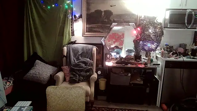 SilverandFox online show from 03.20.25