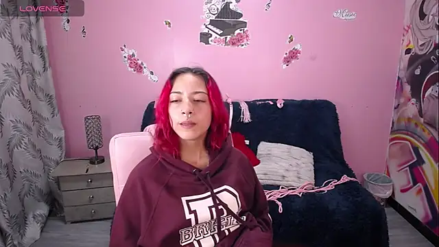 Snapshot of Scarllett_BDSM_ chatting on 01.31.25 Scarllett BDSM online show from 01.31.25