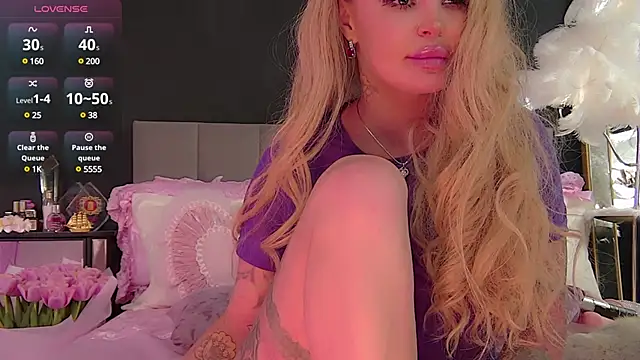 Snapshot of Marussia_luxury chatting on 03.08.25 Marussia luxury online show from 03.08.25