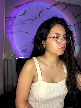 Rosita forever  online show from 10.18.25