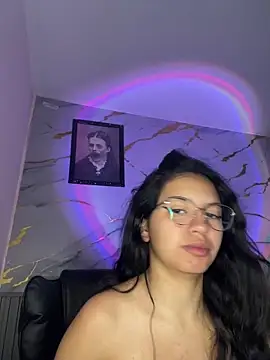 Rosita forever  online show from 10.21.25