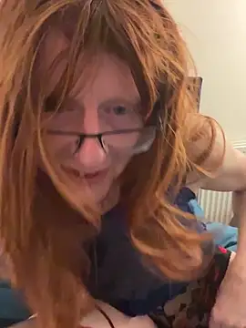 Snapshot of Valerie-4-U chatting on 02.12.25 Valerie-4-U online show from 02.12.25