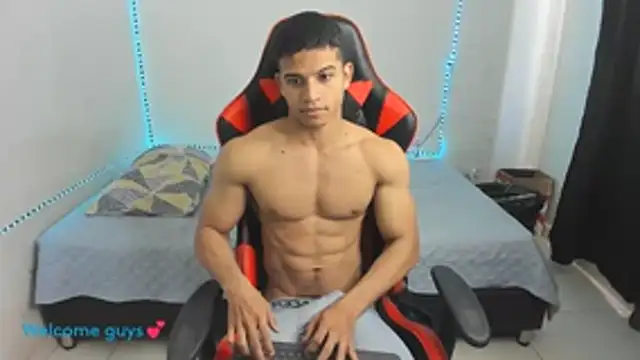 oliver thompsson7 online show from 12.01.25