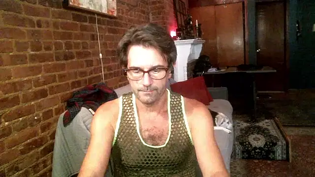 Snapshot of Johnny_Bottoms chatting on 10.03.25 Johnny Bottoms online show from 10.03.25