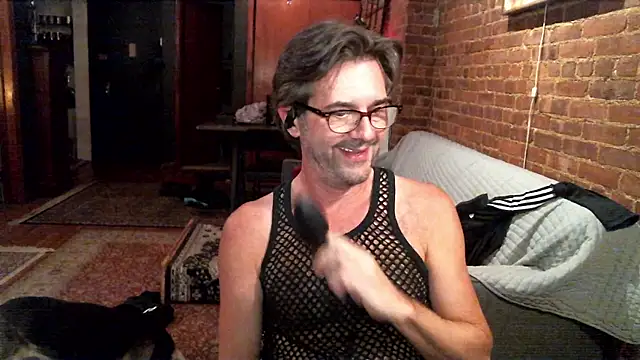 Snapshot of Johnny_Bottoms chatting on 11.14.25 Johnny Bottoms online show from 11.14.25