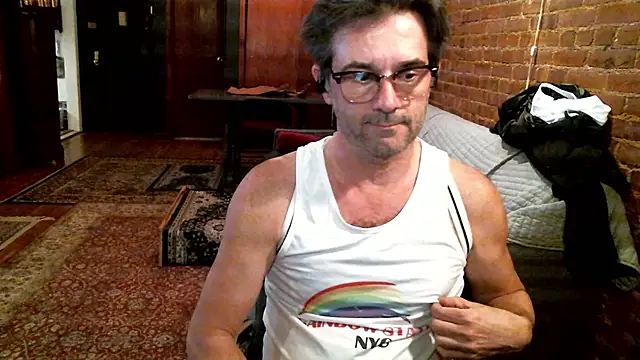Snapshot of Johnny_Bottoms chatting on 03.27.26 Johnny Bottoms online show from 03.27.26
