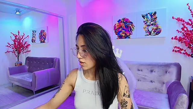 Leia queens online show from 12.27.24