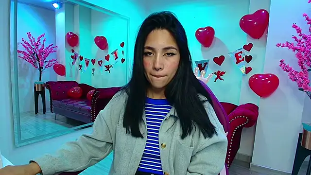Leia queens online show from 02.14.25