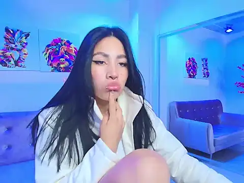 Leia queens online show from 03.08.25