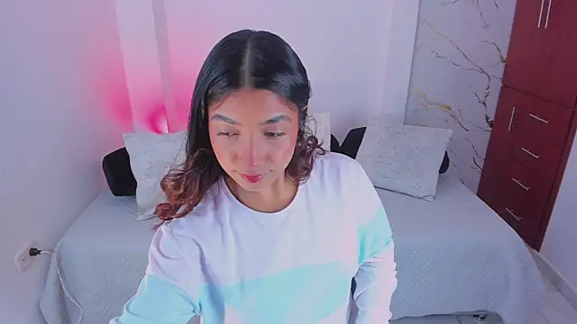 martina roldam online show from 03.30.26