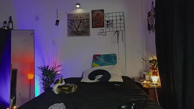 seven7xis online show from 04.18.26