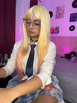 Snapshot of angelgate chatting on 10.05.25 angelgate online show from 10.05.25