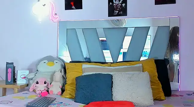 supradoll online show from 03.18.25