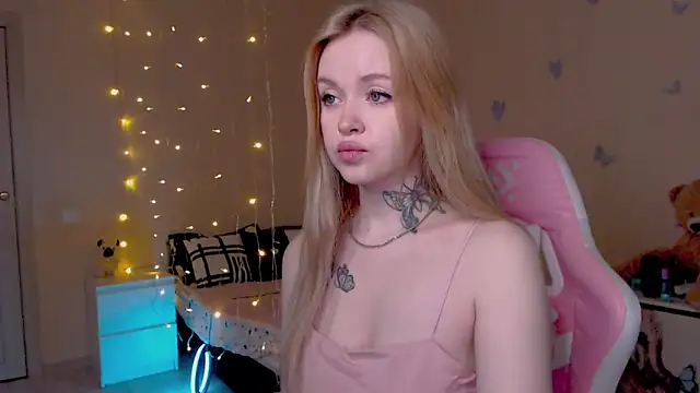 Naughty Mable online show from 03.20.26