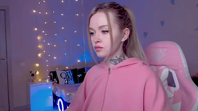 Naughty Mable online show from 03.27.26