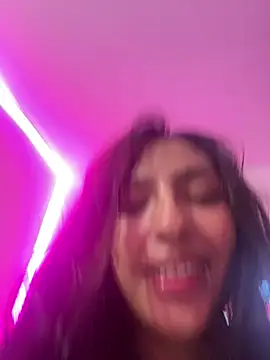 Snapshot of lauuraww chatting on 01.26.25 lauuraww online show from 01.26.25