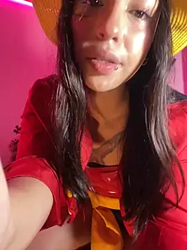 Snapshot of lauuraww chatting on 10.26.25 lauuraww online show from 10.26.25