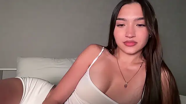 Snapshot of MilenaMilven chatting on 02.13.26 MilenaMilven online show from 02.13.26