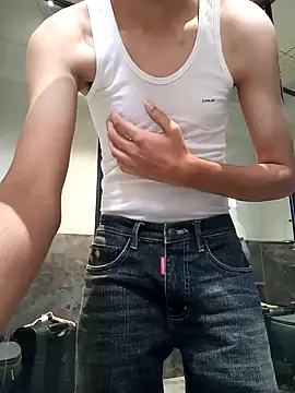 J JEN5 online show from 12.26.24