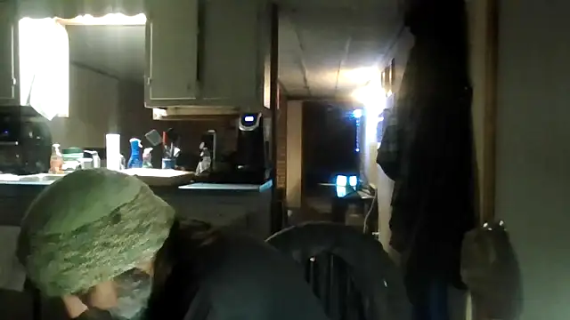 Snapshot of zaneporter46 chatting on 10.25.25 zaneporter46 online show from 10.25.25