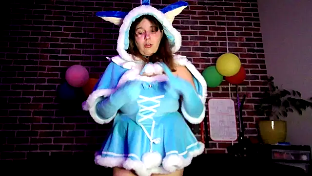 Snapshot of Heleneecesmecs2 chatting on 10.22.25 Heleneecesmecs2 online show from 10.22.25