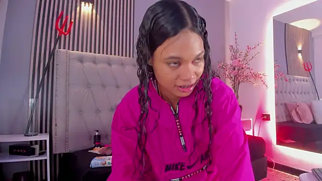 GysellHanson online show from 10.18.25