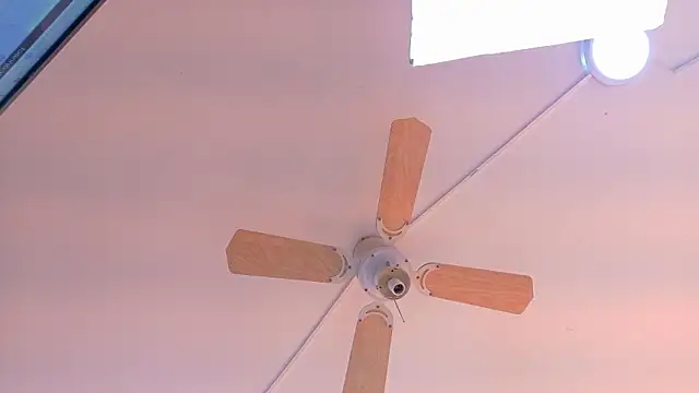 MiaLaurents online show from 03.15.26