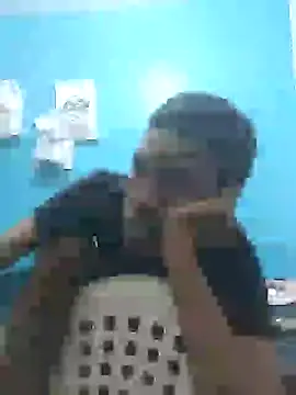 Snapshot of coyeye chatting on 12.22.24 coyeye online show from 12.22.24