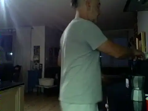 Snapshot of kevincumporn chatting on 03.18.25 kevincumporn online show from 03.18.25