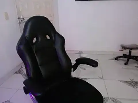 Snapshot of Clyde019 chatting on 12.27.24 Clyde019 online show from 12.27.24