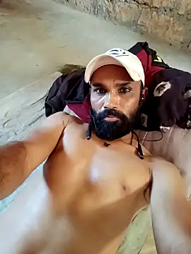 Snapshot of mojmasti143 chatting on 02.15.25 mojmasti143 online show from 02.15.25