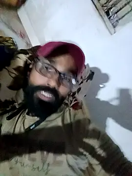 Snapshot of mojmasti143 chatting on 10.11.25 mojmasti143 online show from 10.11.25