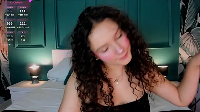 LucyLovelyy online show from 01.16.25