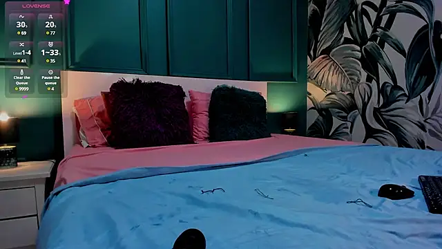 LucyLovelyy online show from 01.29.25