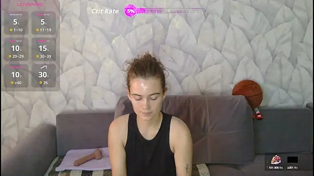 Snapshot of CurlyNed chatting on 09.27.25 CurlyNed online show from 09.27.25