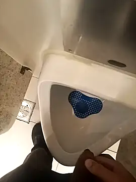 Snapshot of Arasu_ chatting on 11.12.25 Arasu online show from 11.12.25